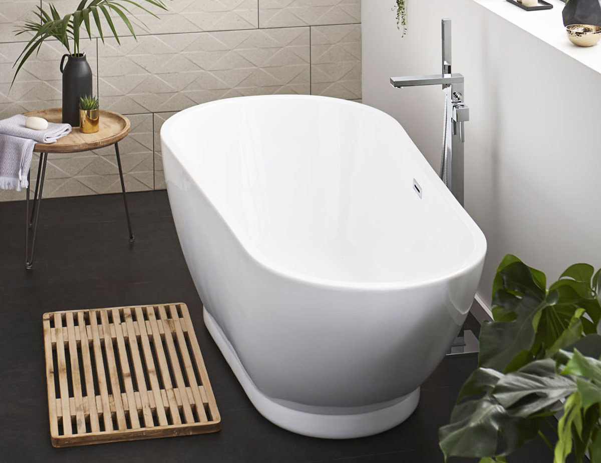 Click here to view / buy the Esposito 2 Modern Freestanding Bath